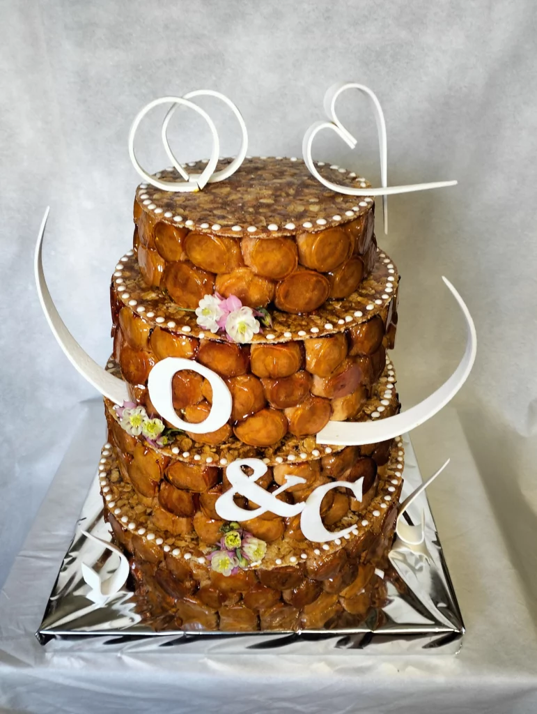 pièce montée étages mariage