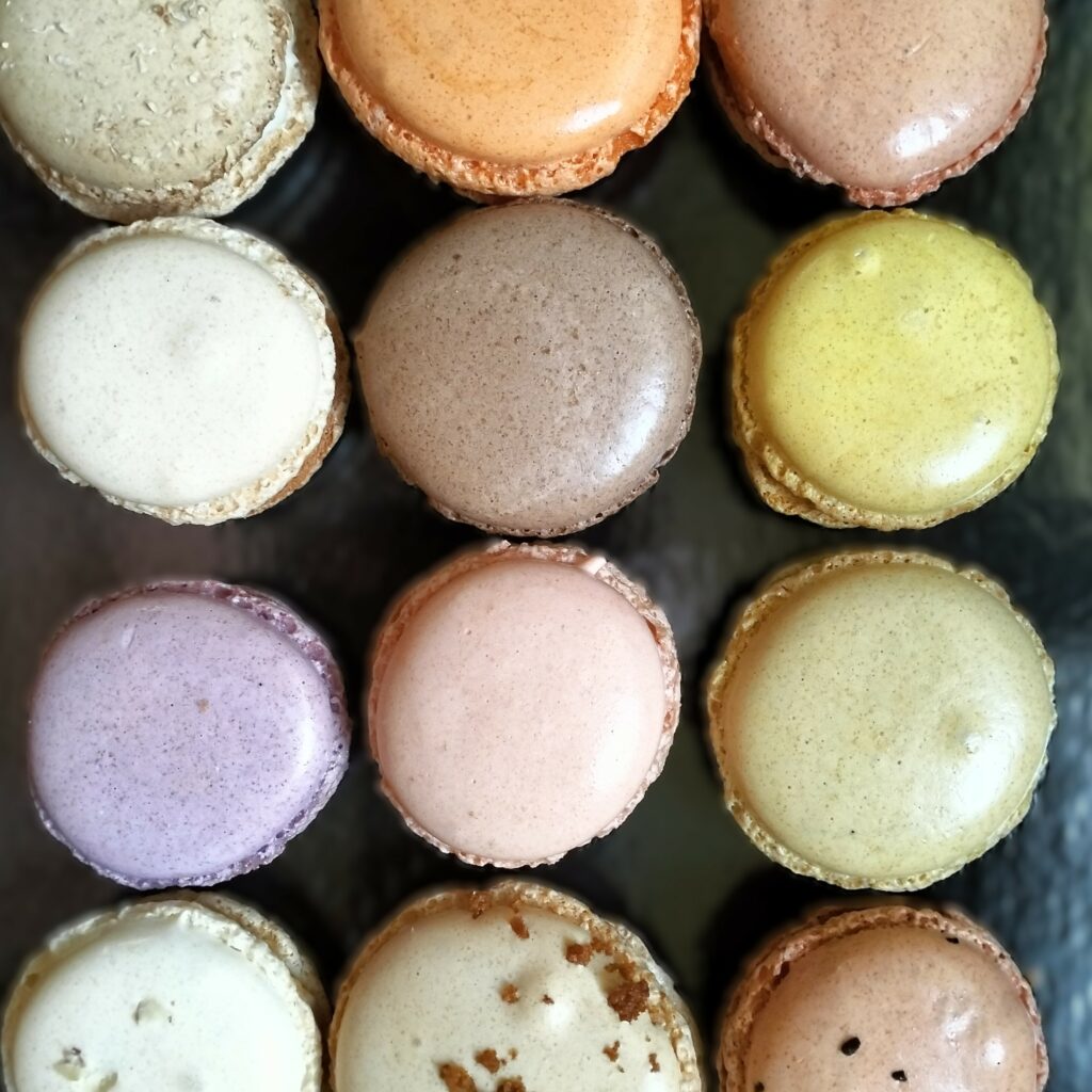 Assortiment 12 macarons