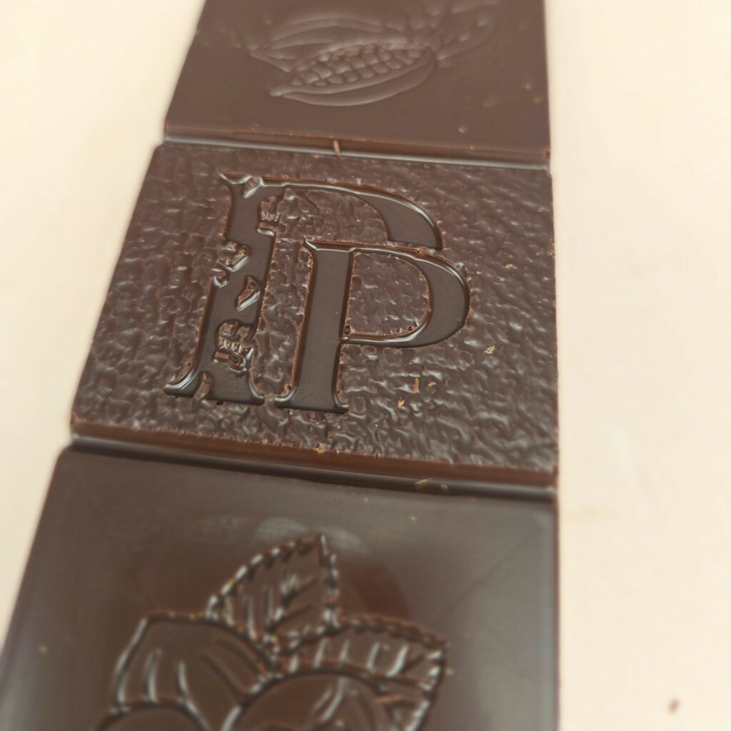 Tablette chocolat noir fourrée praliné (gros modèle)