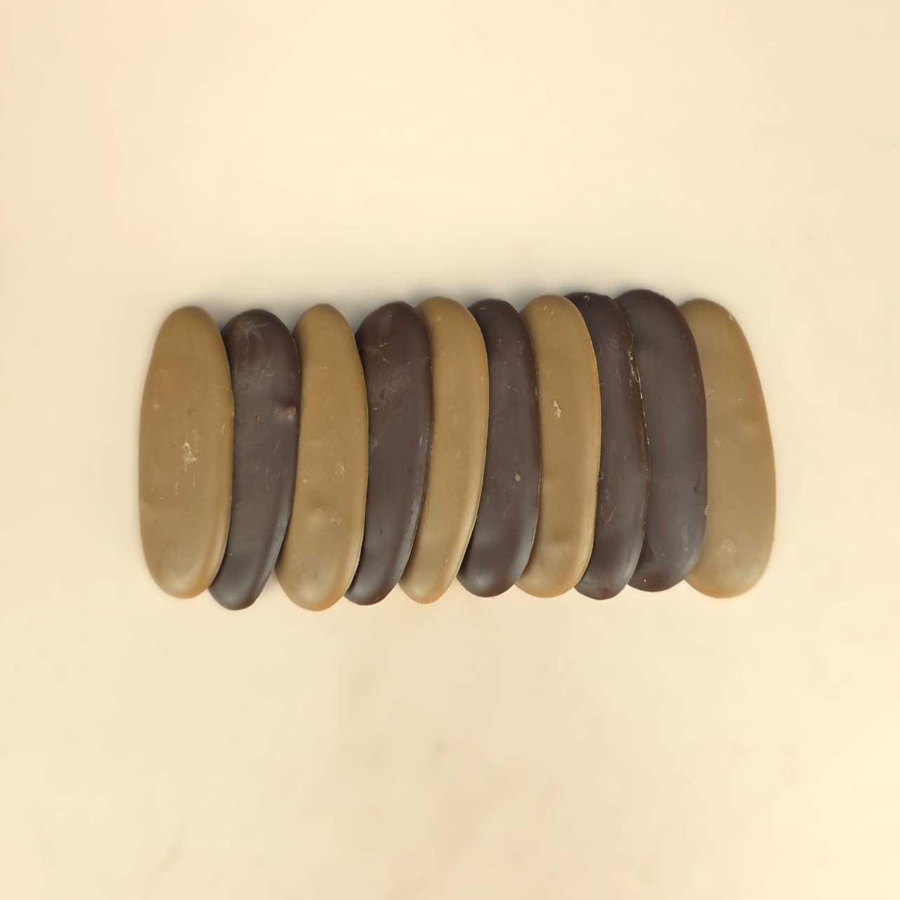 Languettes mélange chocolat noir et lait praliné – Image 1